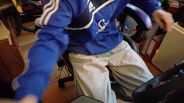 Gay-Versaut online show from 04-04-26, 05:30