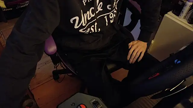 Gay-Versaut online show from 04-07-26, 07:04