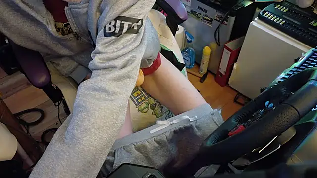 Gay-Versaut online show from 02-21-26, 10:45