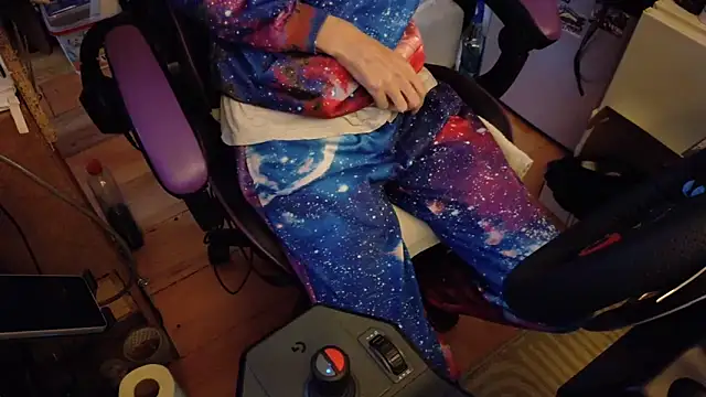 Gay-Versaut online show from 04-22-26, 10:05