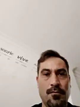 Snapshot of zeur chatting on 01-15-26, 12:08 zeur online show from 01-15-26, 12:08