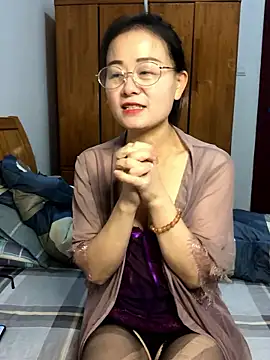 yunyun52012 online show from 01-09-26, 01:29