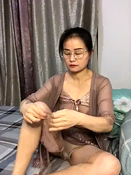 yunyun52012 online show from 01-07-26, 11:37