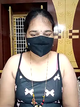 maduri   online show from 12-22-25, 11:05