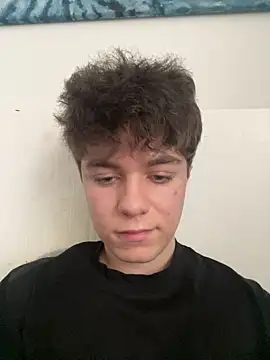 jaaydenx17 online show from 12-18-25, 10:41