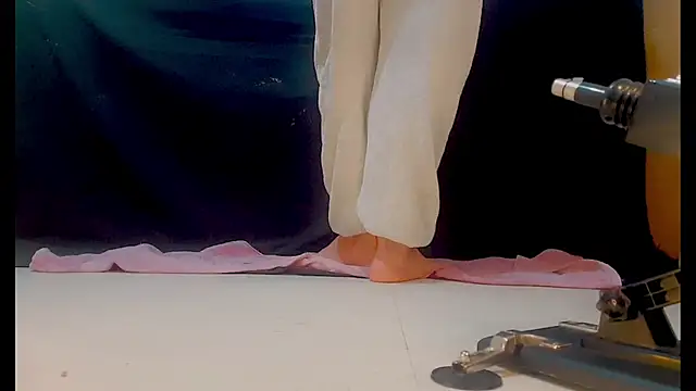 Frys96 online show from 12-23-25, 08:24