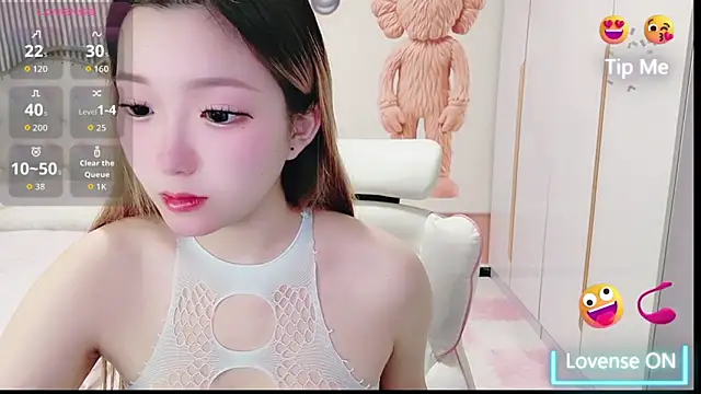 Snapshot of zhnzs chatting on 02-25-26, 09:09 zhnzs online show from 02-25-26, 09:09