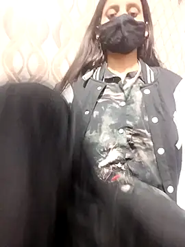 Snapshot of Eva_890 chatting on 12-18-25, 12:20 Eva 890 online show from 12-18-25, 12:20