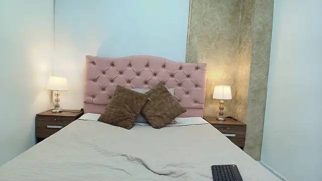 zoe bermudez online show from 01-19-26, 03:32