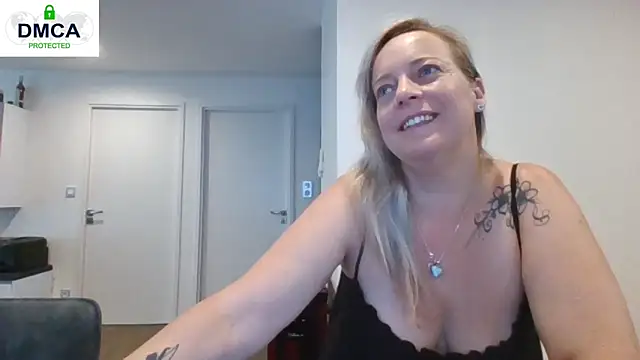 Miss-Chupagirly online show from 07-16-26, 08:22