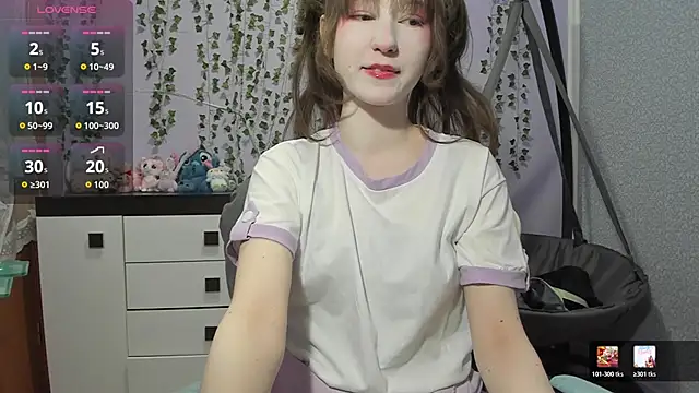 Yoonhee ki online show from 05-04-26, 06:11