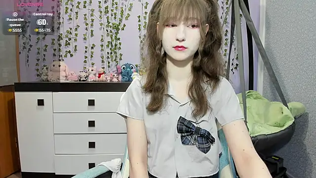 Yoonhee ki online show from 06-19-26, 12:22