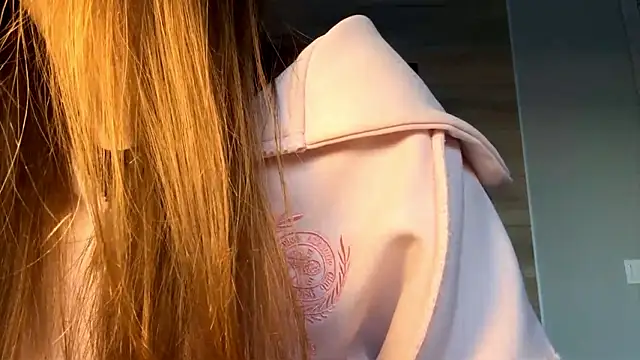 Snapshot of lisa_montana chatting on 02-02-26, 06:23 lisa montana online show from 02-02-26, 06:23