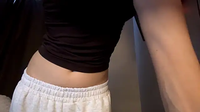 Snapshot of lisa_montana chatting on 01-09-26, 08:32 lisa montana online show from 01-09-26, 08:32