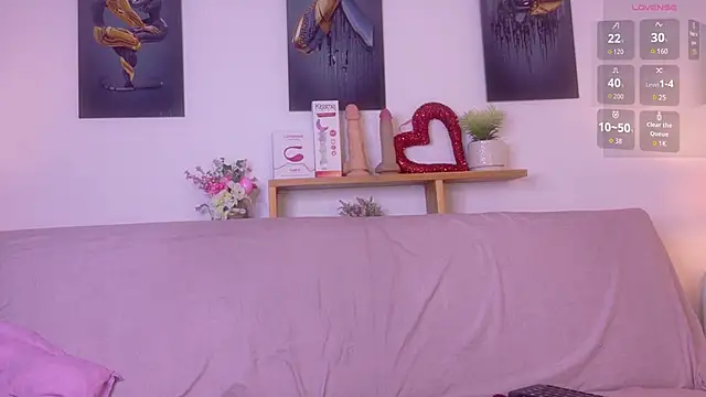 Snapshot of nairagold_ chatting on 06-16-26, 12:54 nairagold online show from 06-16-26, 12:54