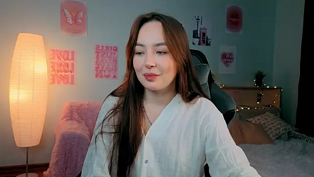 Snapshot of fallin_lovee chatting on 02-05-26, 07:43 fallin lovee online show from 02-05-26, 07:43