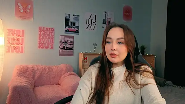 Snapshot of fallin_lovee chatting on 02-08-26, 07:44 fallin lovee online show from 02-08-26, 07:44