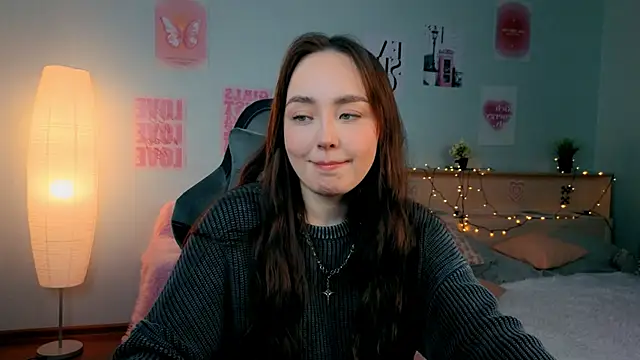 Snapshot of fallin_lovee chatting on 02-02-26, 07:35 fallin lovee online show from 02-02-26, 07:35