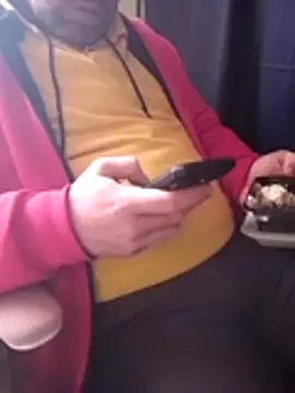 Snapshot of Michaelo666 chatting on 12-20-25, 09:34 Michaelo666 online show from 12-20-25, 09:34