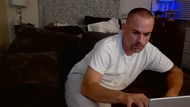 MISTERANDDEMI online show from 03-04-26, 08:33