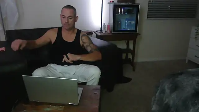 MISTERANDDEMI online show from 01-14-26, 04:49