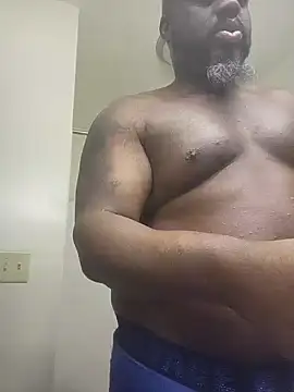 ceedevon13 online show from 02-12-26, 04:40