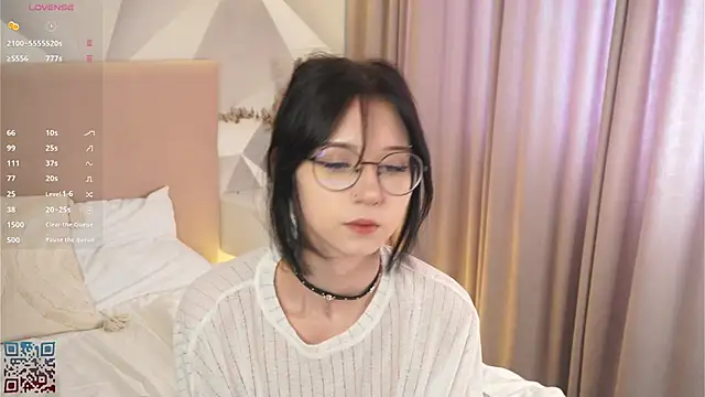 DeliaLoma online show from 03-31-26, 06:26