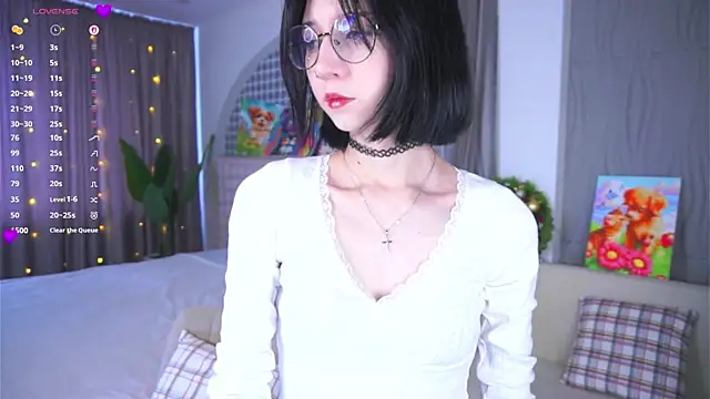 DeliaLoma online show from 02-10-26, 05:50