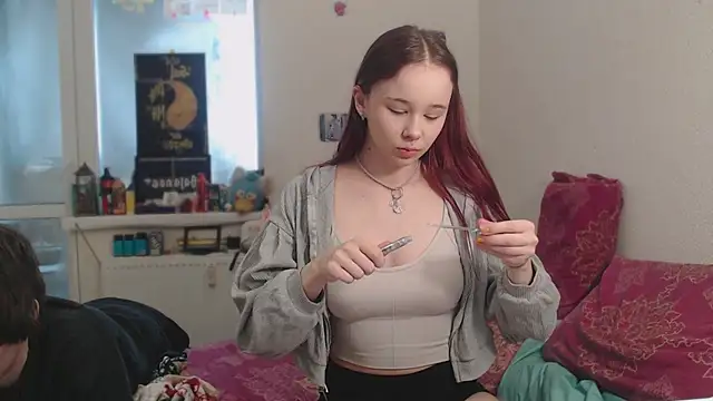 Snapshot of MaryJane_x_Peter chatting on 02-02-26, 11:42 MaryJane x Peter online show from 02-02-26, 11:42