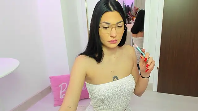 Baby Ava  online show from 02-15-26, 08:19