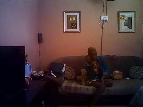 QUEENSasha27 online show from 12-21-25, 09:44