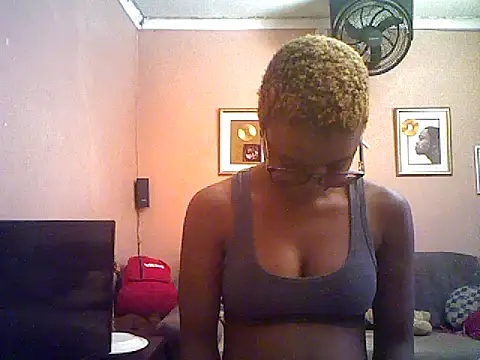 QUEENSasha27 online show from 01-08-26, 09:48