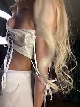 ScoobeDeDoo online show from 02-06-26, 08:49