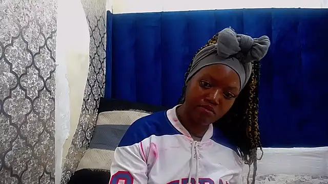 DarkBeauty33 online show from 01-15-26, 07:45