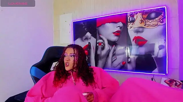 dolly boob online show from 01-08-26, 05:13