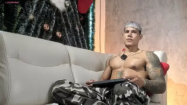 oruz stud online show from 01-12-26, 12:45