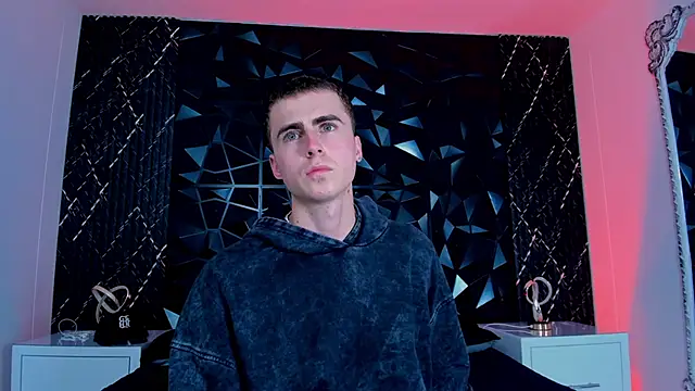 Snapshot of SpaceBoy1 chatting on 02-13-26, 09:04 SpaceBoy1 online show from 02-13-26, 09:04