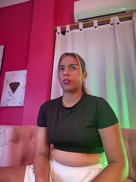 MiaSizzle online show from 02-01-26, 07:56