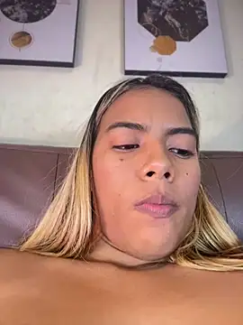 MiaSizzle online show from 01-31-26, 07:12