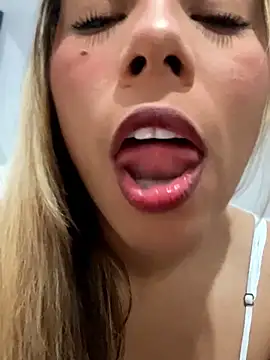 MiaSizzle online show from 02-28-26, 08:19