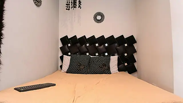 Snapshot of stefany_carterr chatting on 02-17-26, 07:44 stefany carterr online show from 02-17-26, 07:44