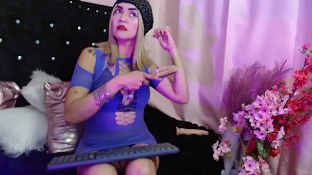 Ambar Rouxee online show from 01-14-26, 08:56