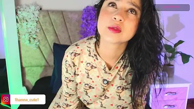 Snapshot of hannaa_cute chatting on 05-14-26, 12:57 hannaa cute online show from 05-14-26, 12:57