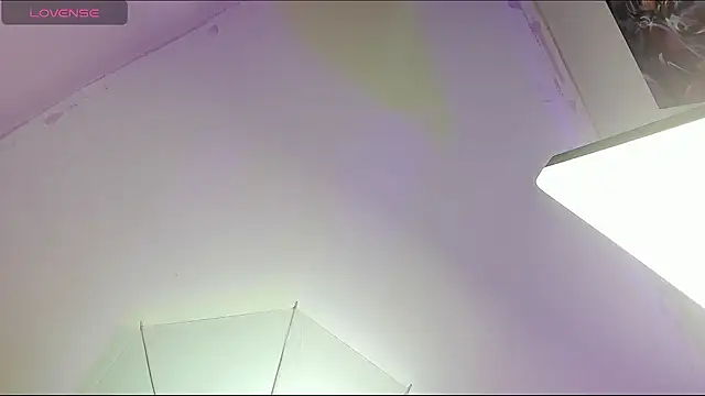 tinna noa online show from 03-17-26, 03:31