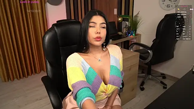 Snapshot of secretary_bj chatting on 10-14-25, 08:53 secretary bj online show from 10-14-25, 08:53
