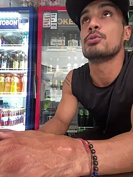 Maicol xxxx online show from 05-15-26, 08:07