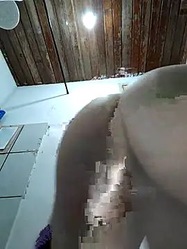 Snapshot of luis8558 chatting on 01-08-26, 10:10 luis8558 online show from 01-08-26, 10:10