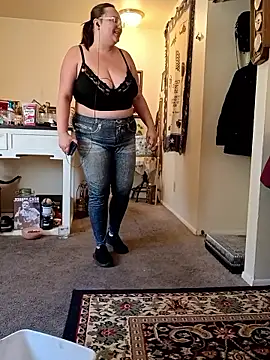 pinkcheetah12 online show from 05-12-26, 02:34