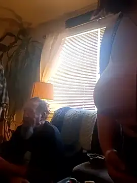 pinkcheetah12 online show from 02-01-26, 05:33