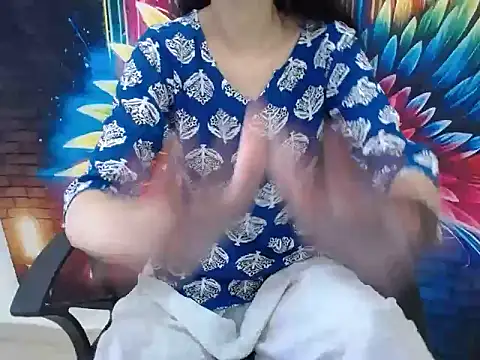 Farhana beautyfull online show from 04-24-26, 04:47